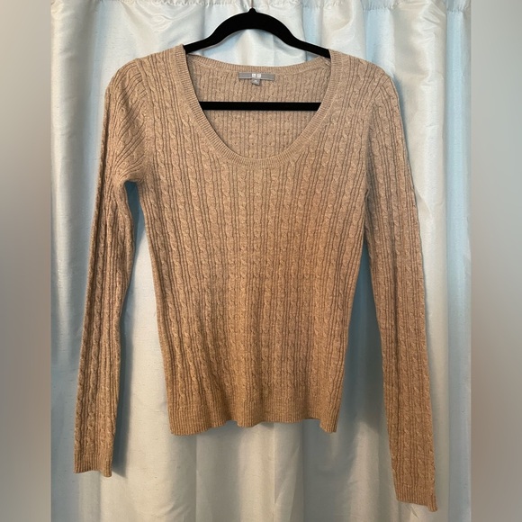 Beautiful tan sweater XS - Picture 1 of 7